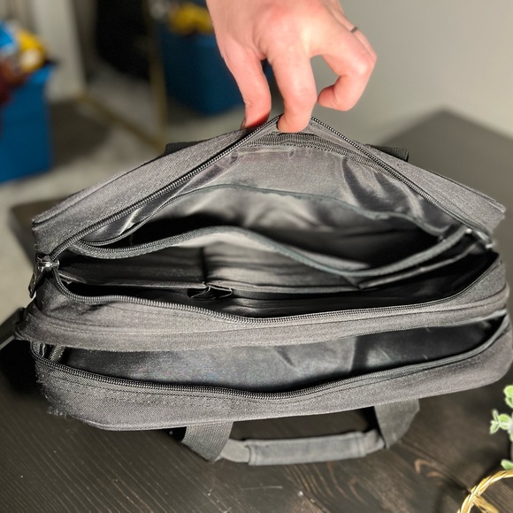 Laptop Messenger Bag- multipurpose - Picture 6 of 6